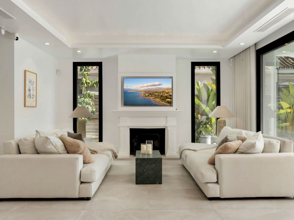 6 bedroom Villa for sale in Nueva Andalucia with pool garage - € 4,195,000 (Ref: 9921830)
