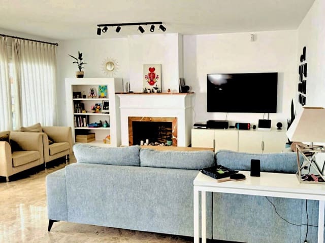 3 soverom Leilighet til salgs i Santa Clara, Marbella med svømmebasseng garasje - € 895 700 (Ref: 9921831)