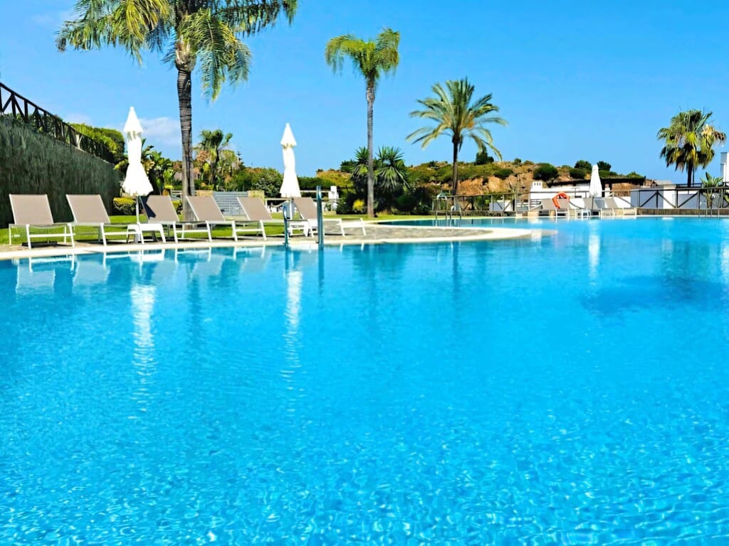 3 slaapkamer Appartement te koop in Marbella met zwembad garage - € 895.700 (Ref: 9921831)