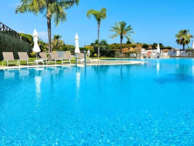3 soverom Leilighet til salgs i Santa Clara, Marbella med svømmebasseng garasje - € 895 700 (Ref: 9921831)