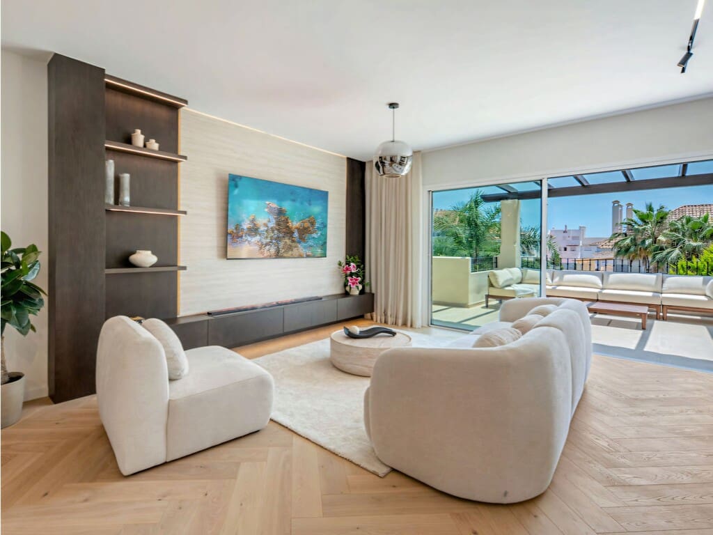3 camera da letto Attico in vendita in Nueva Andalucia con piscina garage - 1.695.000 € (Rif: 9921832)