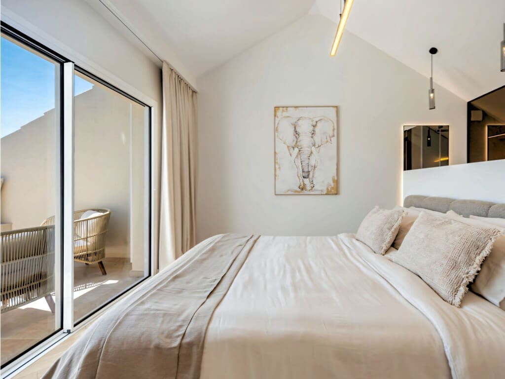 3 camera da letto Attico in vendita in Nueva Andalucia con piscina garage - 1.695.000 € (Rif: 9921832)