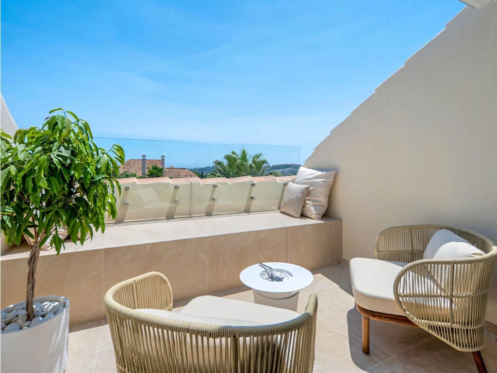 3 camera da letto Attico in vendita in Nueva Andalucia con piscina garage - 1.695.000 € (Rif: 9921832)