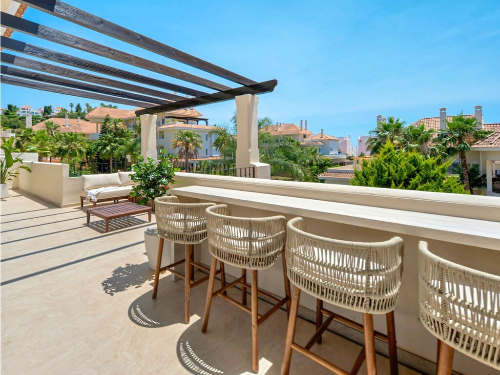 3 camera da letto Attico in vendita in Nueva Andalucia con piscina garage - 1.695.000 € (Rif: 9921832)