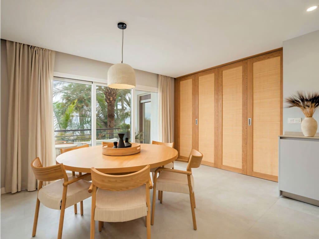 2 Zimmer Apartment zu verkaufen in Estepona - 895.000 € (Ref: 9924210)