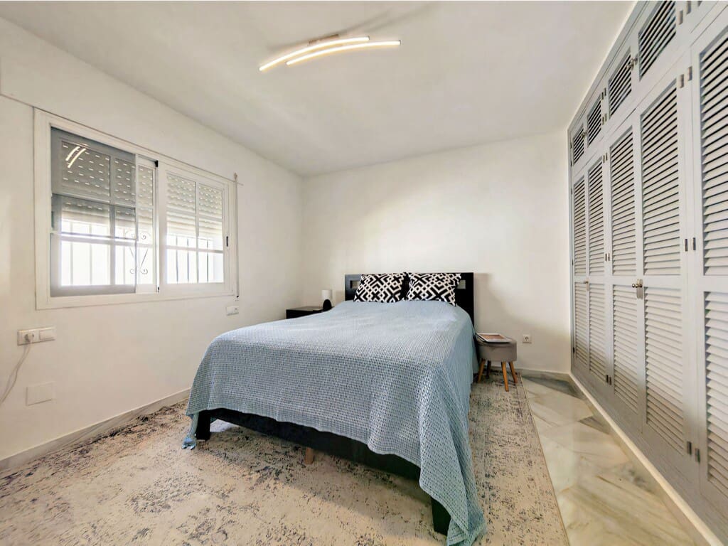 3 soveværelse Villa til salg i Benalmadena med swimmingpool garage - € 895.000 (Ref: 9928873)