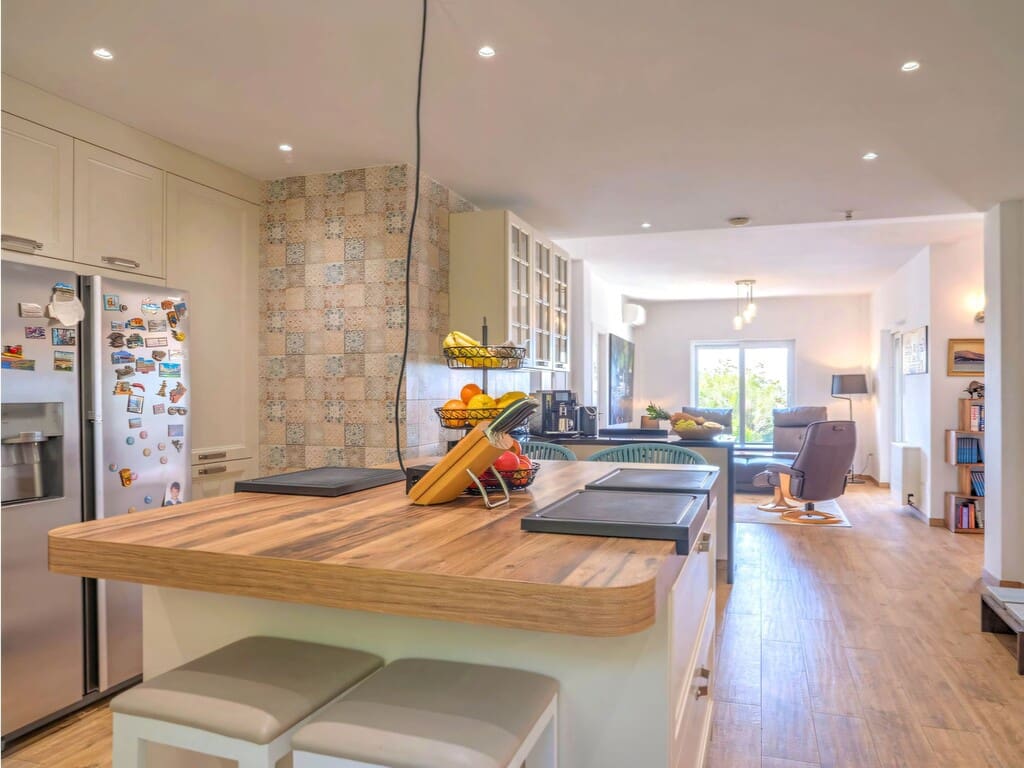 6 soverom Villa til salgs i Mijas Costa med svømmebasseng garasje - € 2 750 000 (Ref: 9928874)