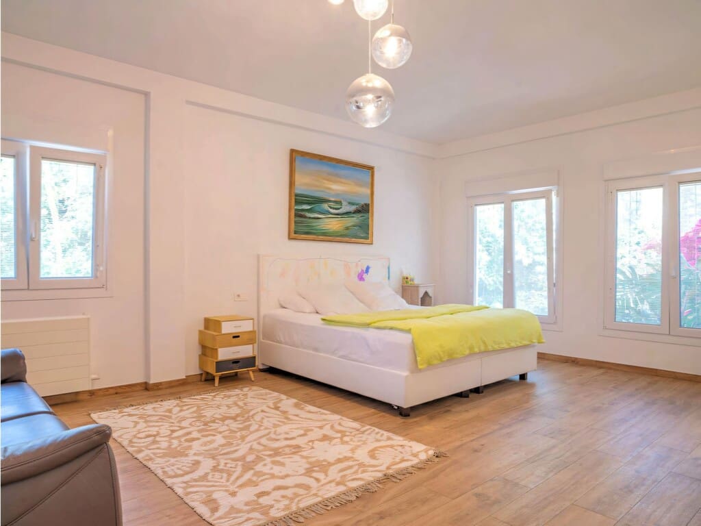 6 soverom Villa til salgs i Mijas Costa med svømmebasseng garasje - € 2 750 000 (Ref: 9928874)