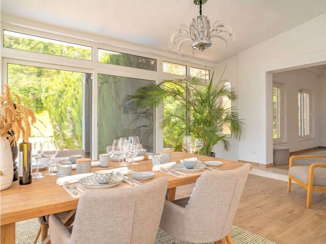 6 Zimmer Villa zu verkaufen in Mijas Costa, Mijas mit Pool Garage - 2.750.000 € (Ref: 9928874)