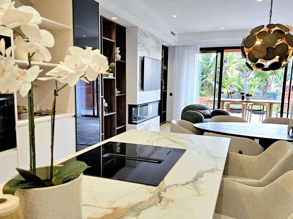 4 chambre Maison de Ville à vendre à Golden Mile avec piscine garage - 1 875 000 € (Ref: 9930339)