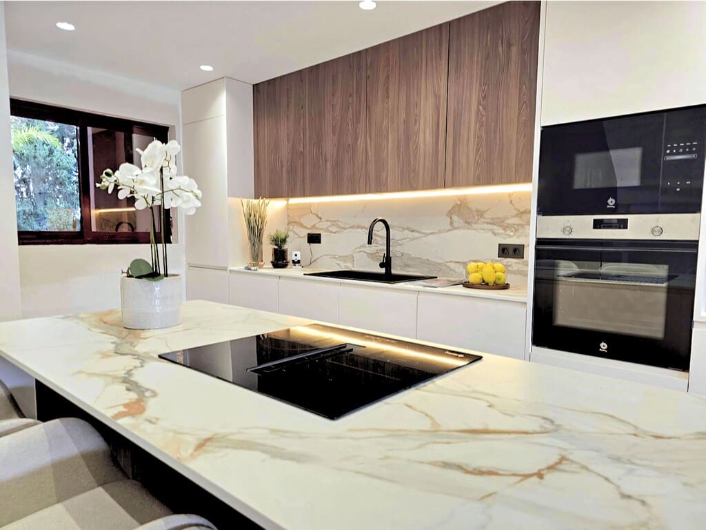 4 chambre Maison de Ville à vendre à Golden Mile avec piscine garage - 1 875 000 € (Ref: 9930339)