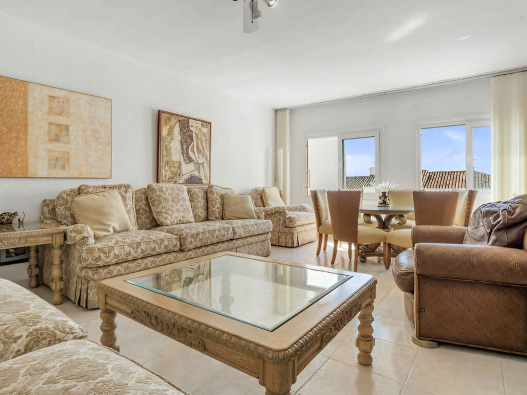 2 Zimmer Apartment zu verkaufen in Puerto Banus mit Garage - 500.000 € (Ref: 9931257)