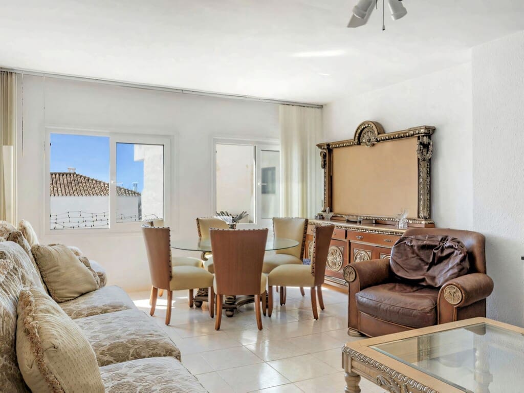 2 Zimmer Apartment zu verkaufen in Puerto Banus mit Garage - 500.000 € (Ref: 9931257)