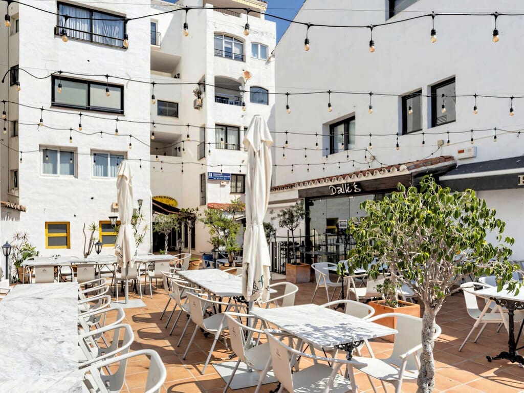 2 Zimmer Apartment zu verkaufen in Puerto Banus mit Garage - 500.000 € (Ref: 9931257)
