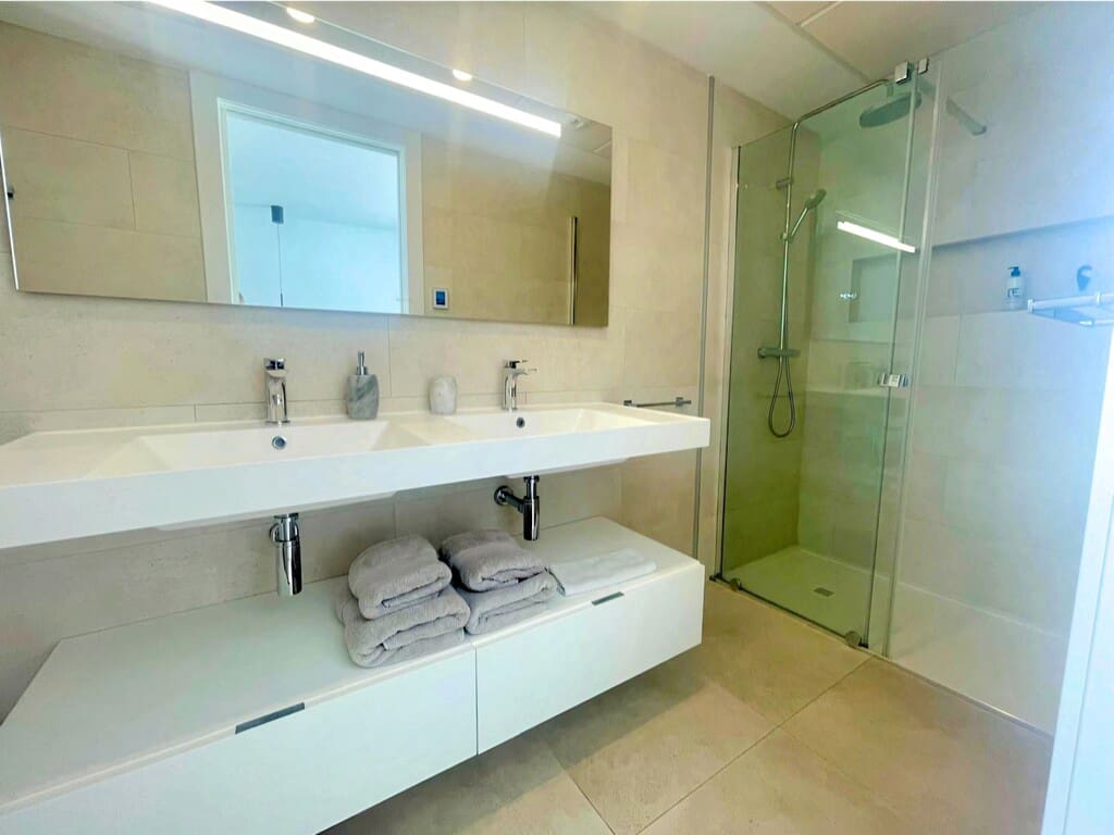3 slaapkamer Penthouse te koop in Fuengirola met zwembad garage - € 1.599.000 (Ref: 9931258)