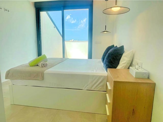 3 slaapkamer Penthouse te koop in Fuengirola met zwembad garage - € 1.599.000 (Ref: 9931258)