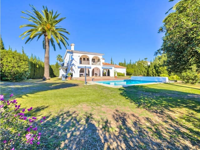 5 slaapkamer Villa te koop in Estepona met zwembad garage - € 1.399.000 (Ref: 9937578)