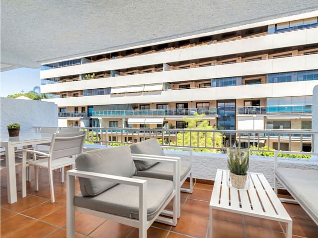 1 soverom Leilighet til salgs i Golden Mile, Marbella med svømmebasseng garasje - € 495 000 (Ref: 9937580)