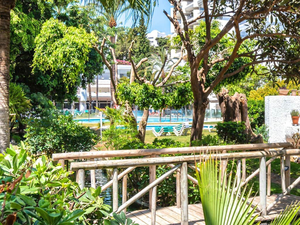 1 soverom Leilighet til salgs i Golden Mile med svømmebasseng garasje - € 495 000 (Ref: 9937580)