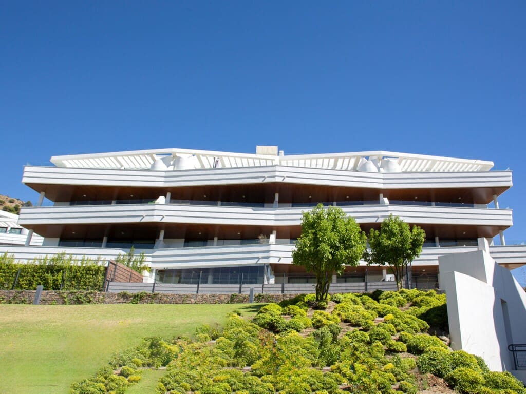 2 chambre Penthouse à vendre à Fuengirola avec piscine - 850 000 € (Ref: 9939485)