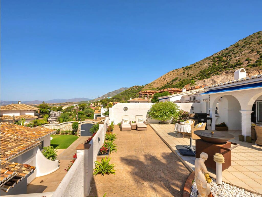 2 sypialnia Willa na sprzedaż w Benalmadena z garażem - 825 000 € (Ref: 9941786)