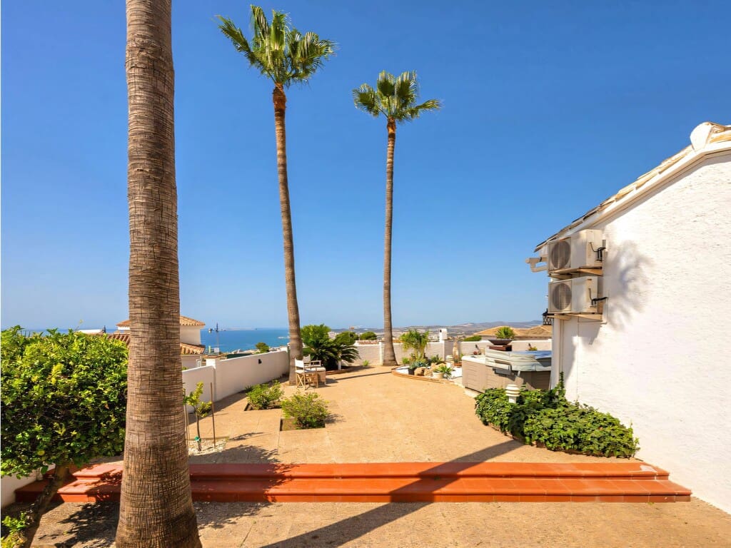 2 sypialnia Willa na sprzedaż w Benalmadena z garażem - 825 000 € (Ref: 9941786)