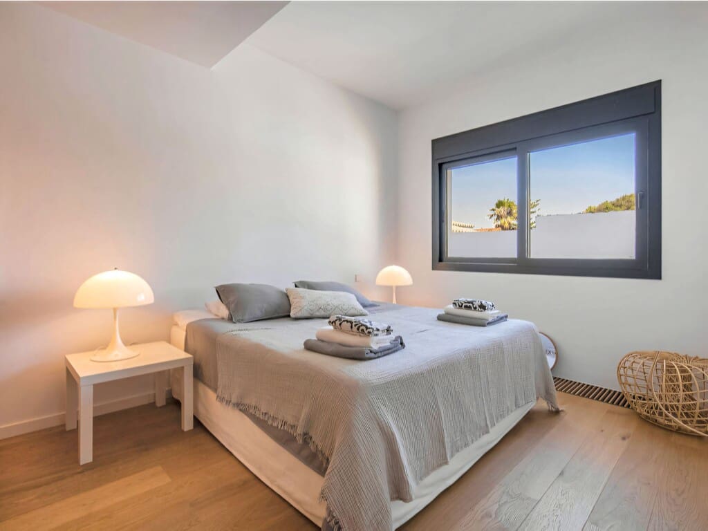 6 Zimmer Villa zu verkaufen in Las Chapas mit Pool Garage - 6.500.000 € (Ref: 9941788)