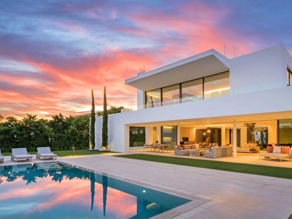 5 soveværelse Villa til salg i Golden Mile med swimmingpool garage - € 11.300.000 (Ref: 9943382)