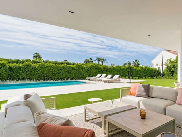 5 soverom Villa til salgs i Golden Mile, Marbella med svømmebasseng garasje - € 11 300 000 (Ref: 9943382)