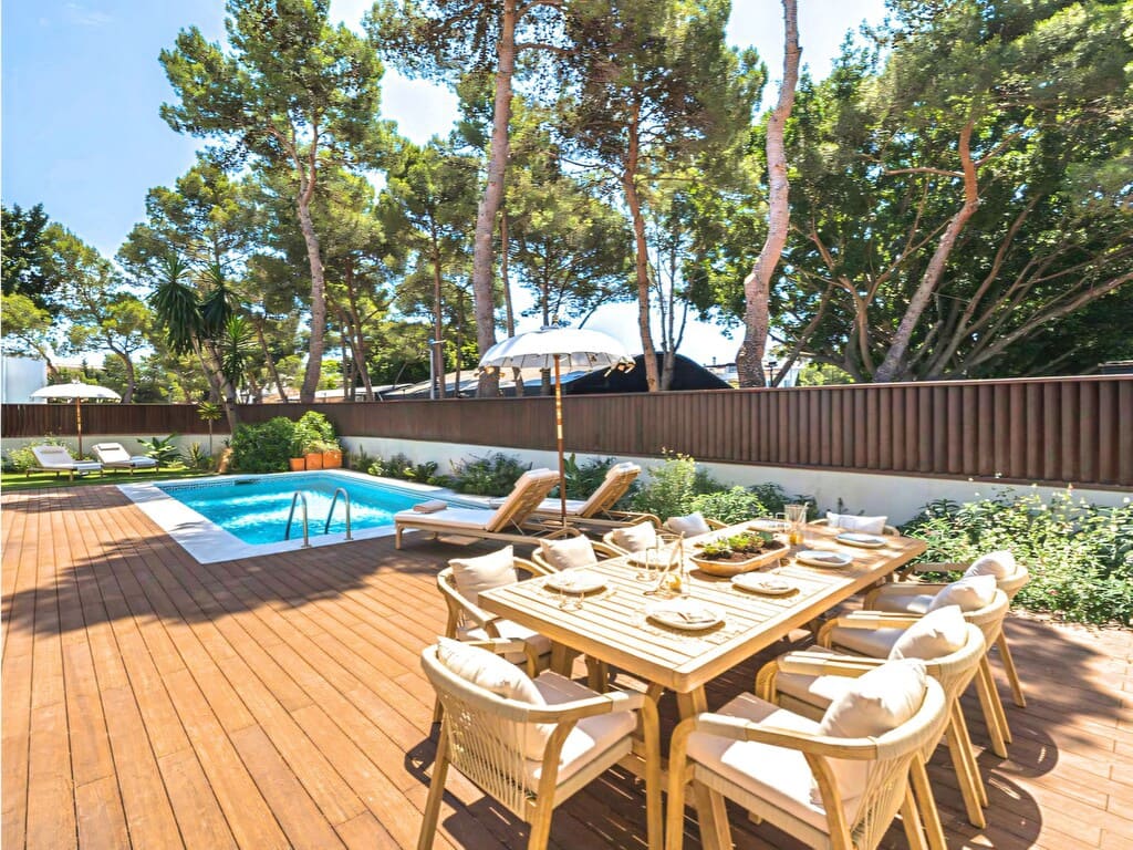 5 Zimmer Villa zu verkaufen in Nueva Andalucia mit Pool Garage - 1.995.000 € (Ref: 9945304)