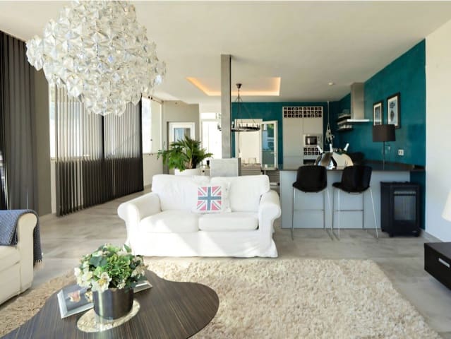 5 soveværelse Villa til salg i Torrenueva, Mijas med swimmingpool garage - € 1.795.000 (Ref: 9945305)