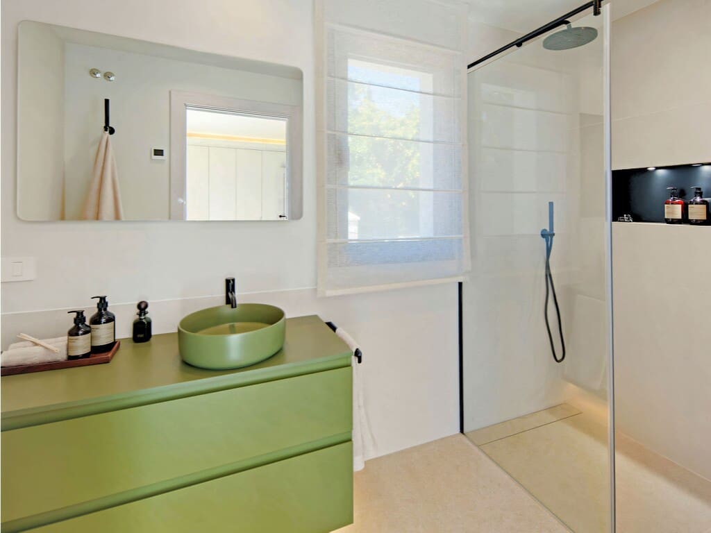 5 quarto Moradia para venda em Nueva Andalucia com piscina garagem - 5 995 000 € (Ref: 9945306)