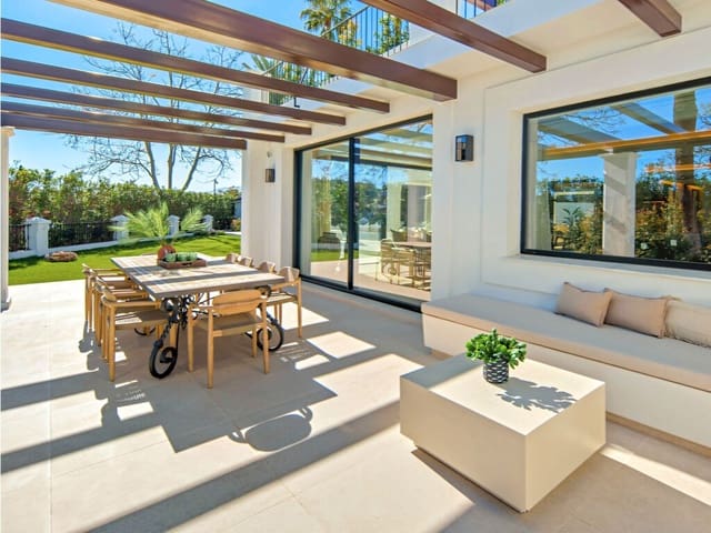 5 quarto Moradia para venda em Nueva Andalucia, Marbella com piscina garagem - 5 995 000 € (Ref: 9945306)