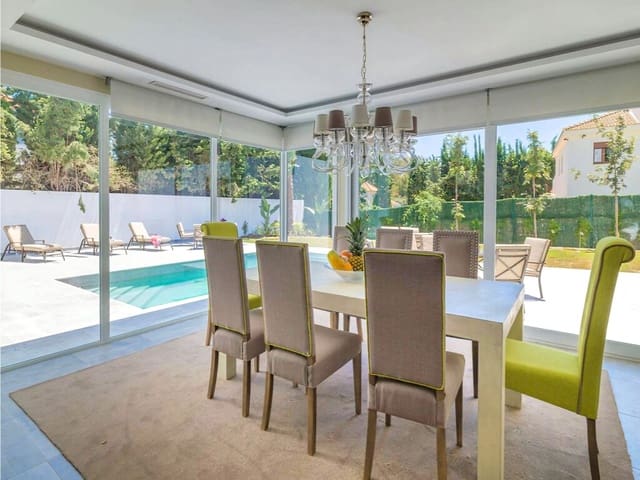 6 quarto Moradia para venda em Nueva Andalucia, Marbella com piscina garagem - 2 400 000 € (Ref: 9947351)