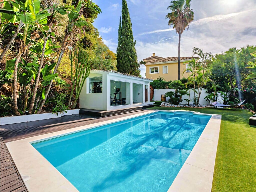 Chalet de 5 habitaciones en El Rosario en venta con piscina garaje - 2.590.000 € (Ref: 9949291)