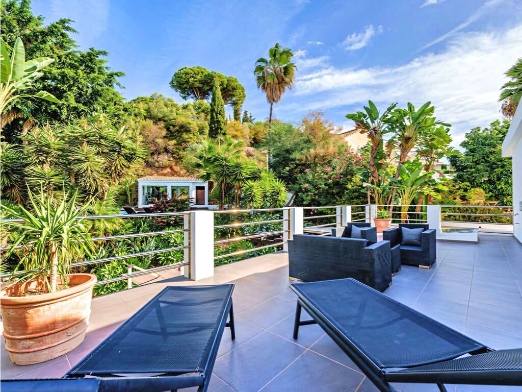 Chalet de 5 habitaciones en El Rosario en venta con piscina garaje - 2.590.000 € (Ref: 9949291)