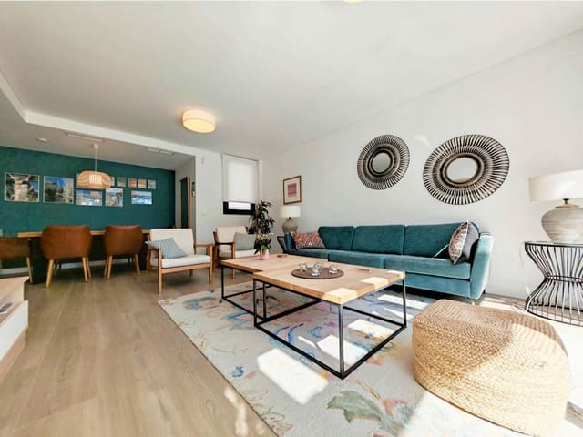 3 soveværelse Lejlighed til salg i La Cala de Mijas, Mijas med swimmingpool garage - € 615.000 (Ref: 9952002)
