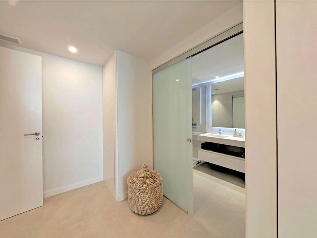 3 slaapkamer Appartement te koop in New Golden Mile met zwembad garage - € 1.080.000 (Ref: 9953804)