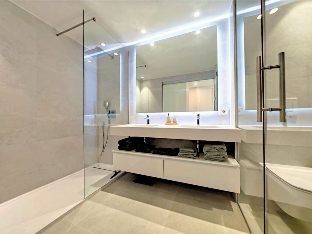 3 slaapkamer Appartement te koop in New Golden Mile met zwembad garage - € 1.080.000 (Ref: 9953804)