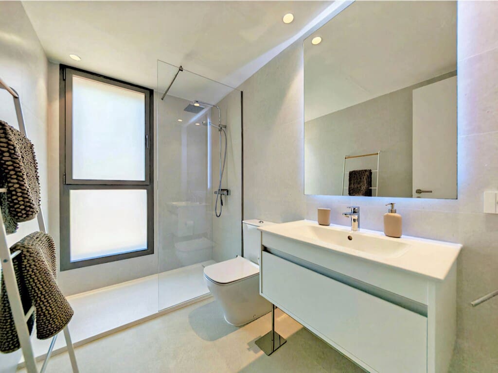 3 slaapkamer Appartement te koop in New Golden Mile met zwembad garage - € 1.080.000 (Ref: 9953804)