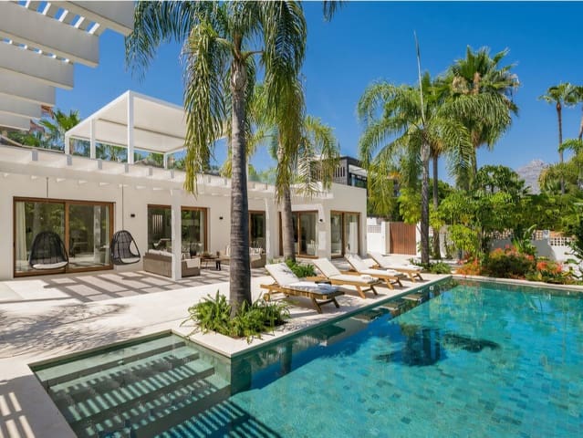 4 quarto Moradia para venda em Nueva Andalucia, Marbella com piscina garagem - 4 995 000 € (Ref: 9954802)