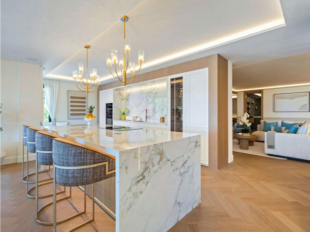 5 soverom Penthouse til salgs i Nueva Andalucia med svømmebasseng garasje - € 6 900 000 (Ref: 9954803)