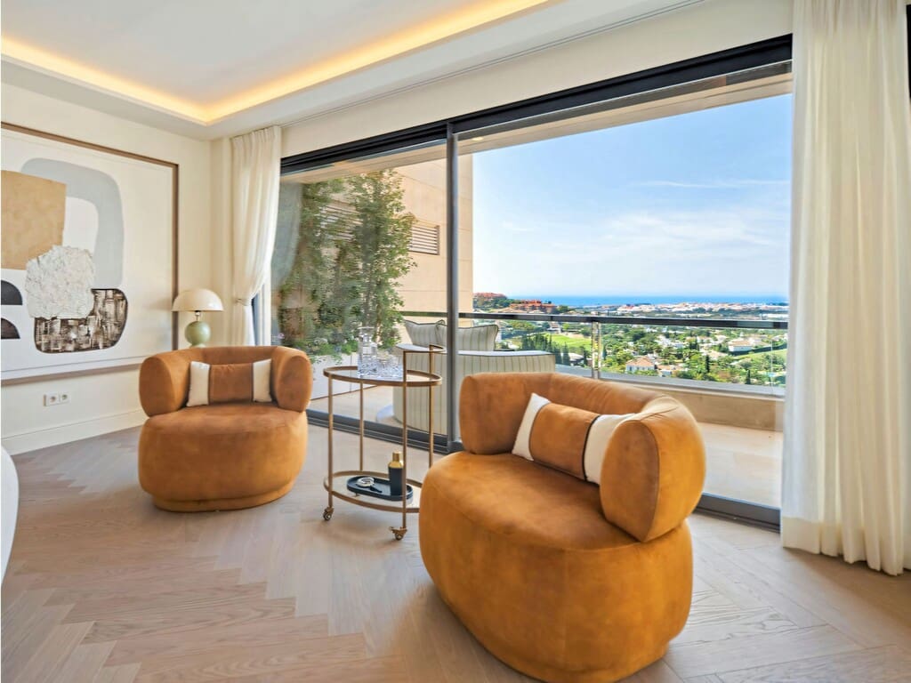 5 soverom Penthouse til salgs i Nueva Andalucia med svømmebasseng garasje - € 6 900 000 (Ref: 9954803)
