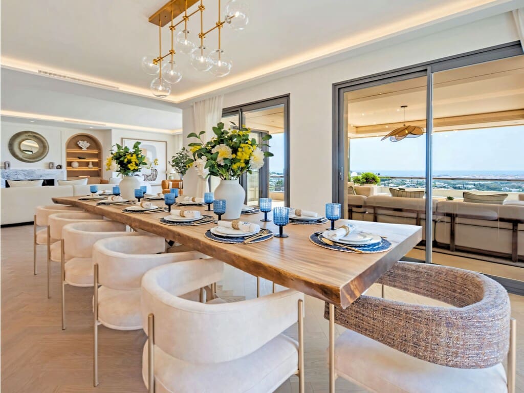 5 soverom Penthouse til salgs i Nueva Andalucia med svømmebasseng garasje - € 6 900 000 (Ref: 9954803)