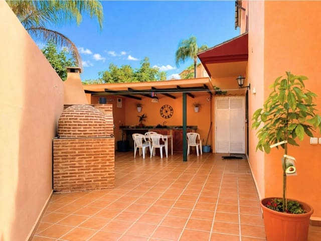 7 bedroom Villa for sale in Marbella with pool garage - € 2,195,000 (Ref: 9955673)