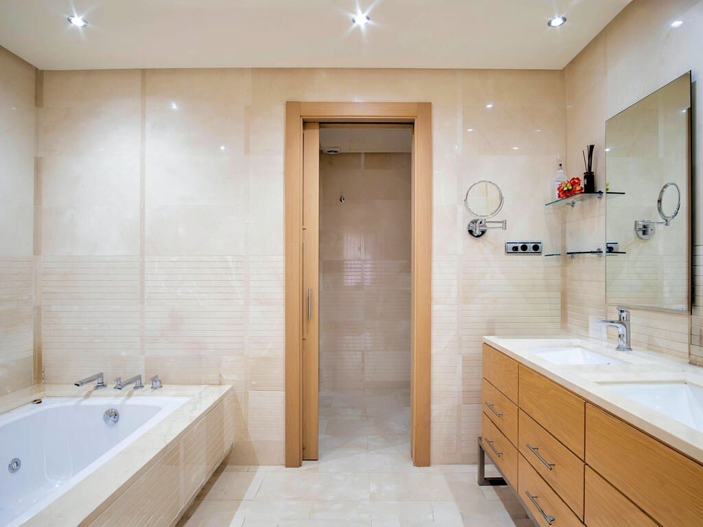 2 chambre Appartement à vendre à Golden Mile avec piscine garage - 1 350 000 € (Ref: 9959317)