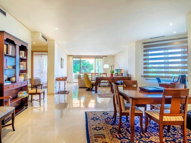 2 soveværelse Lejlighed til salg i Golden Mile, Marbella med swimmingpool garage - € 1.350.000 (Ref: 9959317)