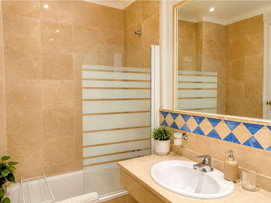 3 camera da letto Appartamento in vendita in Nueva Andalucia con piscina garage - 575.000 € (Rif: 9964788)