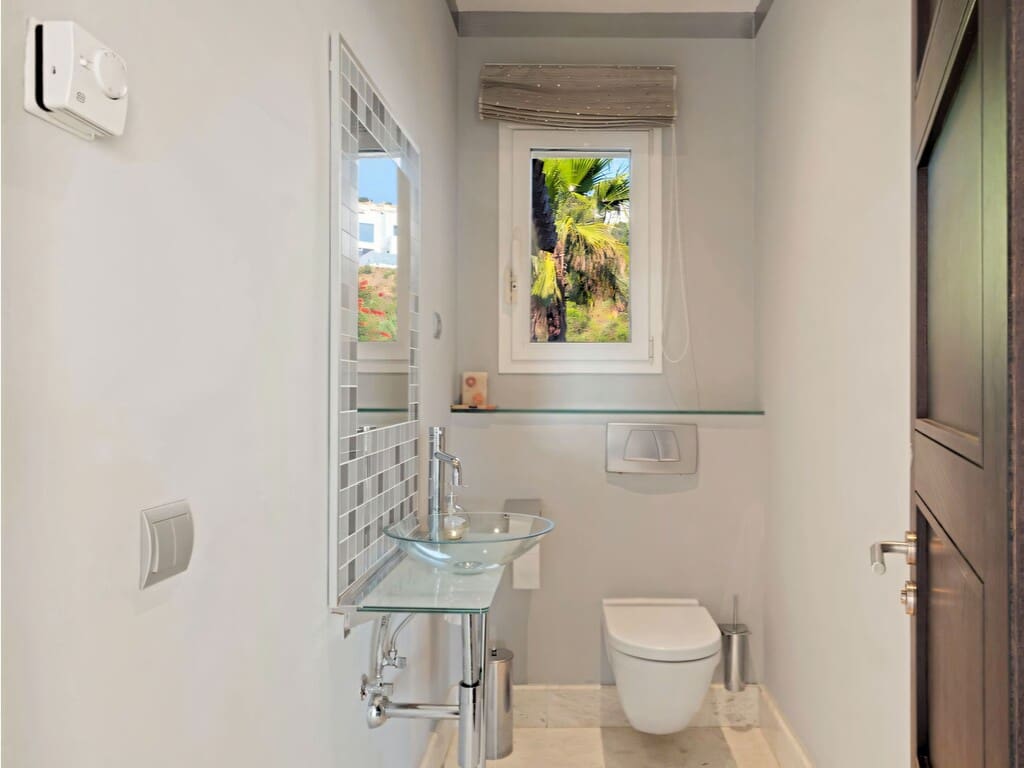 5 sovrum Villa till salu i La Mairena med pool garage - 2 800 000 € (Ref: 9964789)