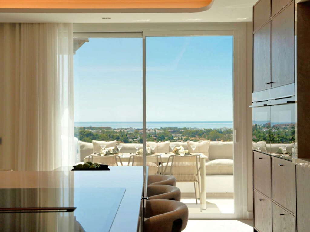 Ático de 3 habitaciones en Benahavís en venta con piscina garaje - 1.650.000 € (Ref: 9967256)